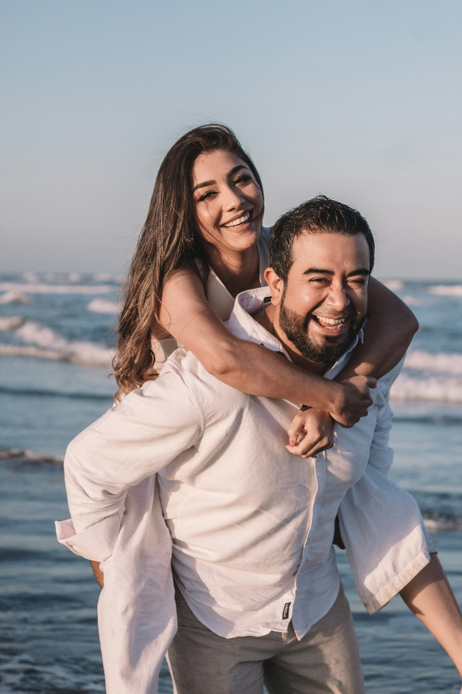 Navigating the World of Online Dating with Danoir